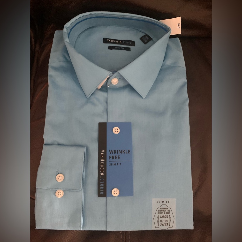 Van Heusen Men's Pink, Blue, and Striped Dress Shirts - Picture 3 of 7